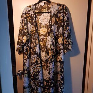 LulaRoe Size M Sheer Shirley Kimono Floral